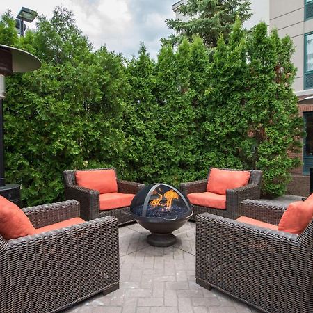 Hilton Garden Inn Fishkill Bagian luar foto