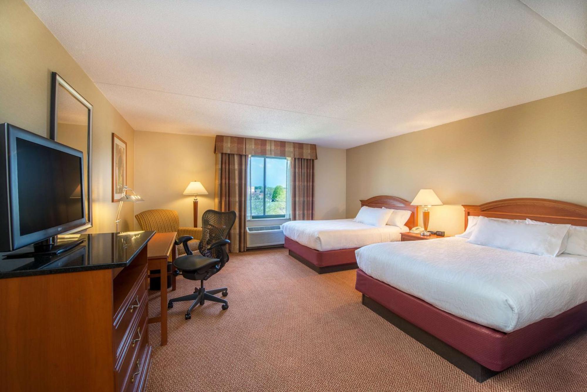 Hilton Garden Inn Fishkill Bagian luar foto