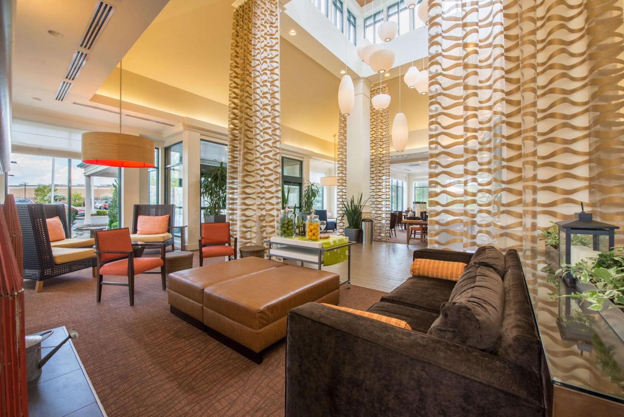 Hilton Garden Inn Fishkill Bagian luar foto